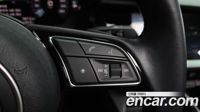 Audi A3 2022 — photo 22