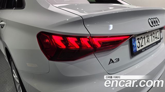 Audi A3 2022 — photo 9