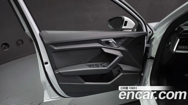 Audi A3 2022 — photo 14
