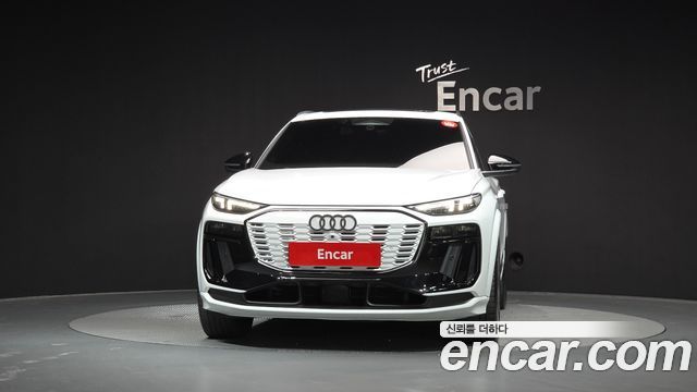 Audi SQ6 e-tron 2025 — photo 3