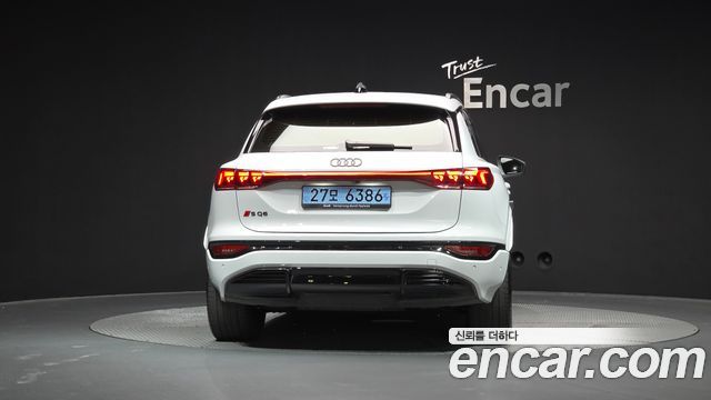 Audi SQ6 e-tron 2025 — photo 4