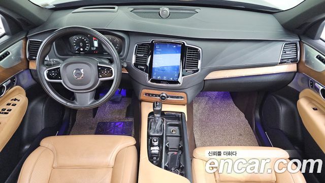 Volvo XC90 2018 — photo 7