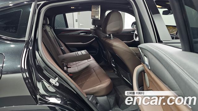 BMW X4 2025 — photo 17