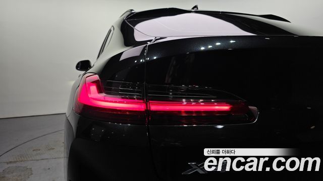 BMW X4 2025 — photo 9