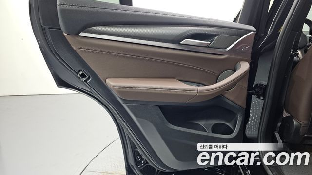 BMW X4 2025 — photo 15