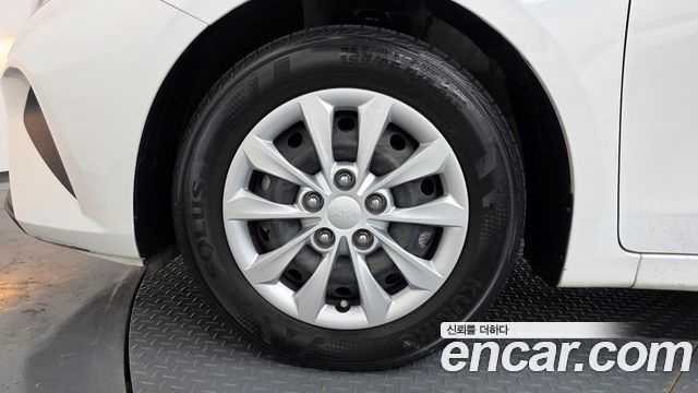 Kia K3 2022 — photo 5