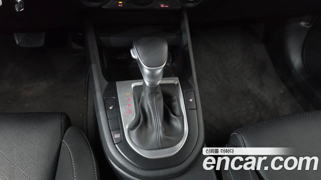 Kia K3 2022 — photo 12
