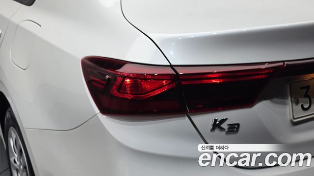 Kia K3 2022 — photo 9