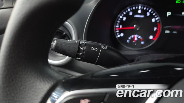 Kia K3 2022 — photo 28
