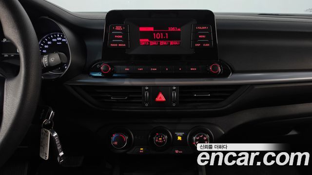 Kia K3 2022 — photo 30