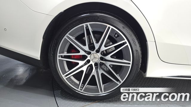Mercedes-Benz AMG GT 2024 — photo 5