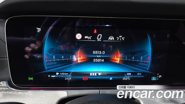 Mercedes-Benz AMG GT 2024 — photo 11
