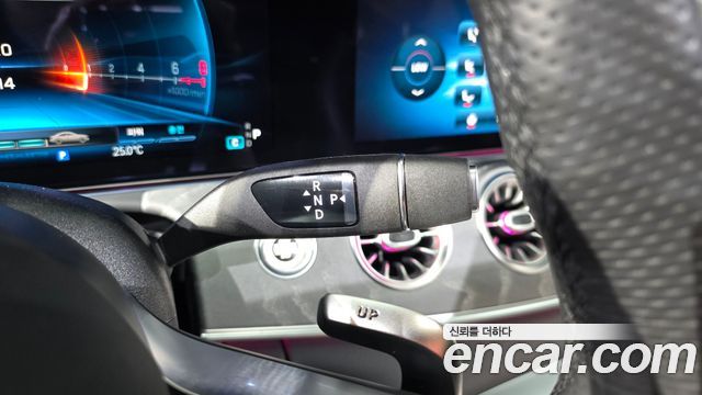 Mercedes-Benz AMG GT 2024 — photo 12