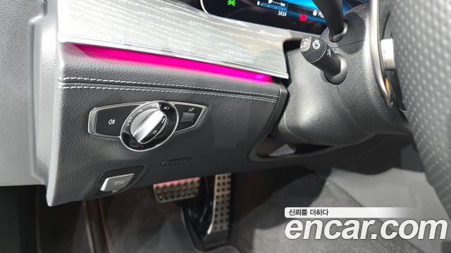 Mercedes-Benz AMG GT 2024 — photo 28