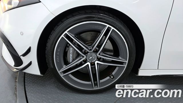 Mercedes-Benz A-Class 2021 — photo 5