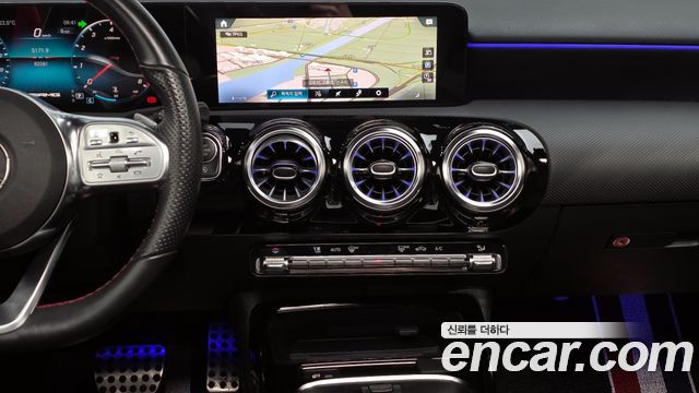Mercedes-Benz A-Class 2021 — photo 19