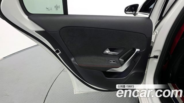 Mercedes-Benz A-Class 2021 — photo 15