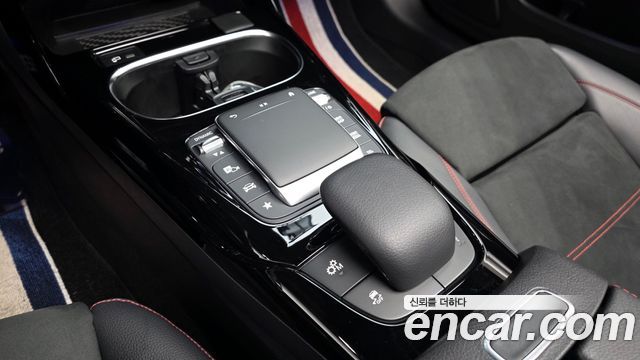 Mercedes-Benz A-Class 2021 — photo 29