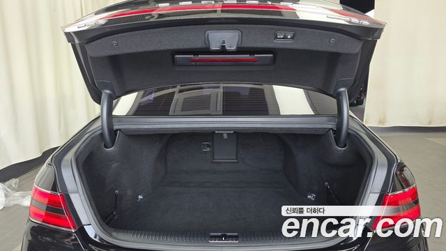 Genesis G90 2019 — photo 26