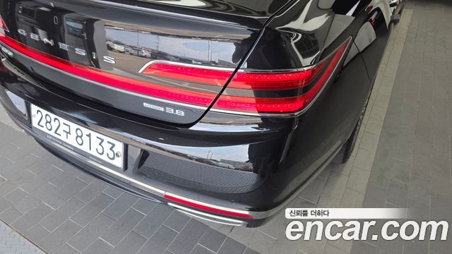 Genesis G90 2019 — photo 9