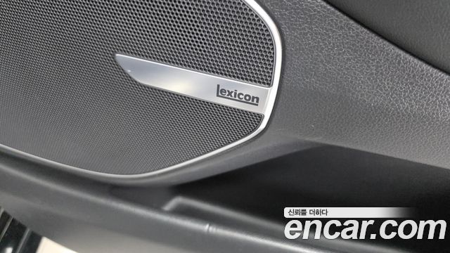 Genesis G90 2019 — photo 16