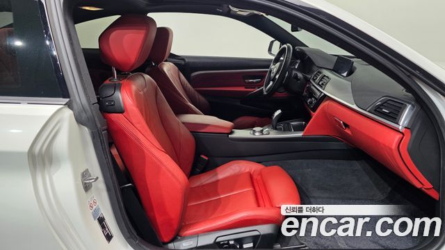 BMW 4-Series 2020 — photo 17