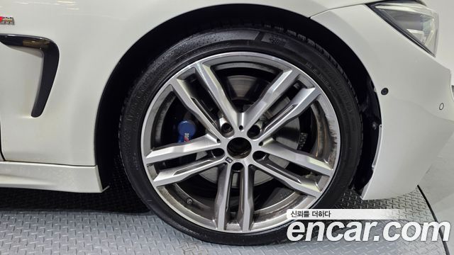 BMW 4-Series 2020 — photo 7