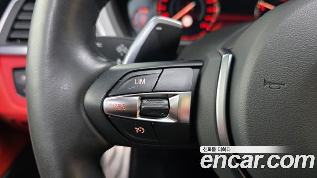 BMW 4-Series 2020 — photo 32