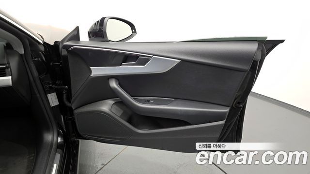Audi A5 2022 — photo 15