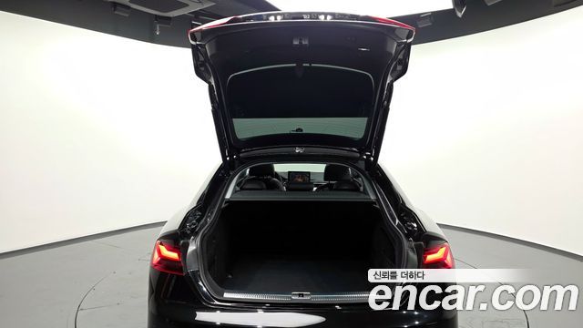 Audi A5 2022 — photo 31