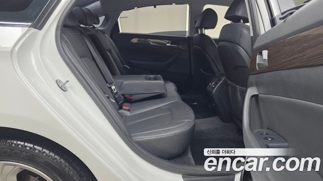 Hyundai Sonata 2019 — photo 18