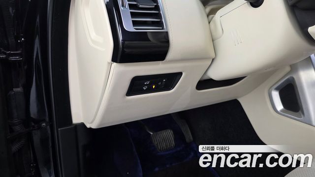 Land Rover Range Rover 2015 — photo 36
