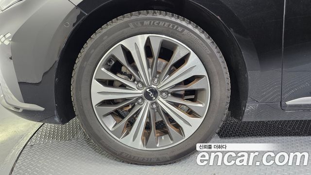 Kia K8 2022 — photo 5