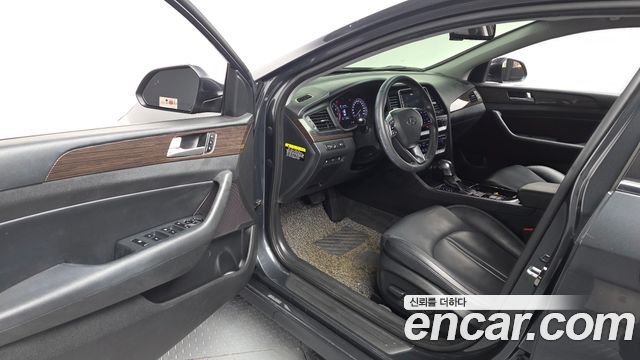 Hyundai Sonata 2018 — photo 13