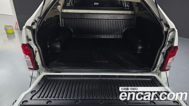KG Mobility KORANDO 2015 — photo 26