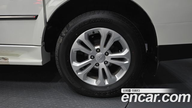 KG Mobility KORANDO 2015 — photo 7