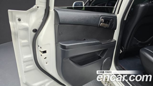 KG Mobility KORANDO 2015 — photo 15
