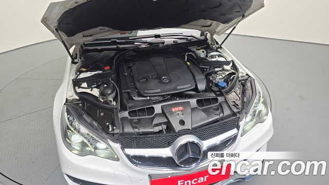 Mercedes-Benz E-Class 2014 — photo 6