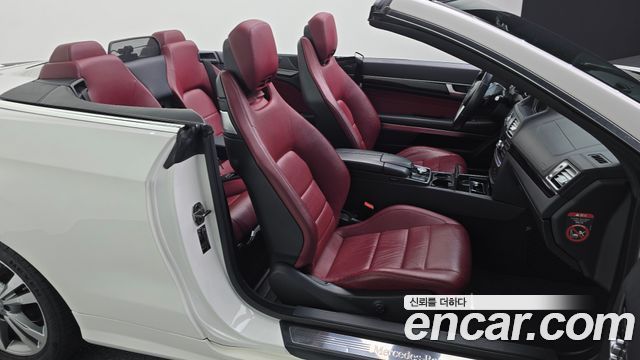 Mercedes-Benz E-Class 2014 — photo 12