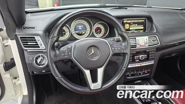 Mercedes-Benz E-Class 2014 — photo 13