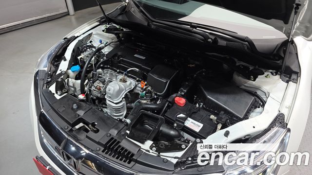 Honda Accord 2017 — photo 6