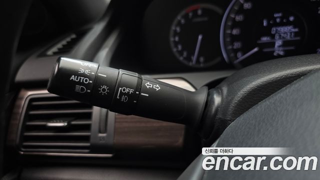 Honda Accord 2017 — photo 23