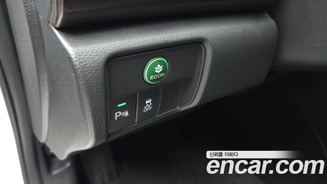 Honda Accord 2017 — photo 25
