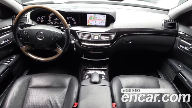 Mercedes-Benz S-Class 2012 — photo 7