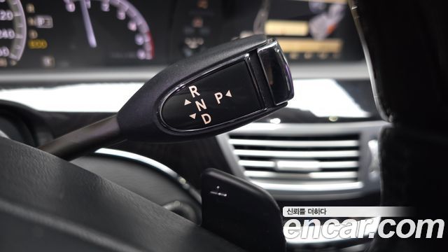 Mercedes-Benz S-Class 2012 — photo 9