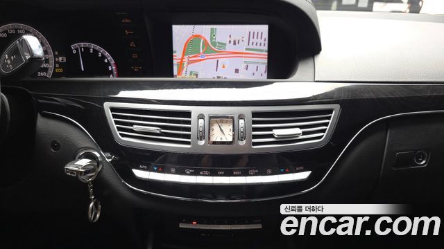 Mercedes-Benz S-Class 2012 — photo 14