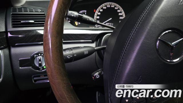 Mercedes-Benz S-Class 2012 — photo 17