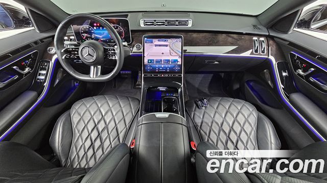 Mercedes-Benz S-Class 2023 — photo 10