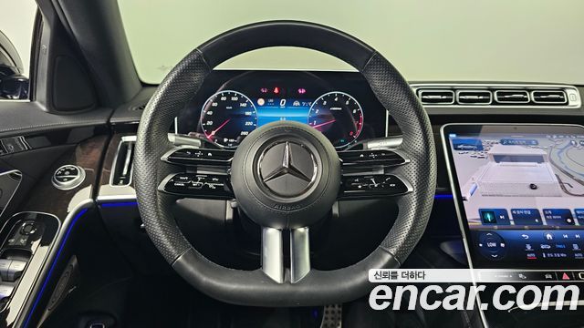 Mercedes-Benz S-Class 2023 — photo 19