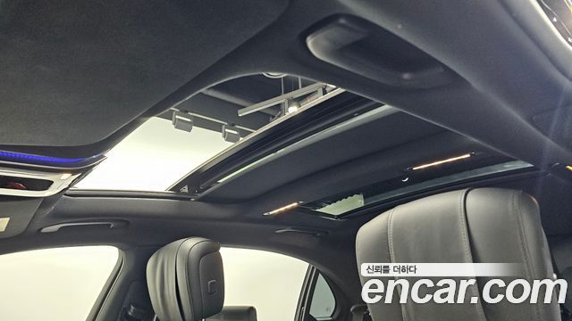 Mercedes-Benz S-Class 2023 — photo 22